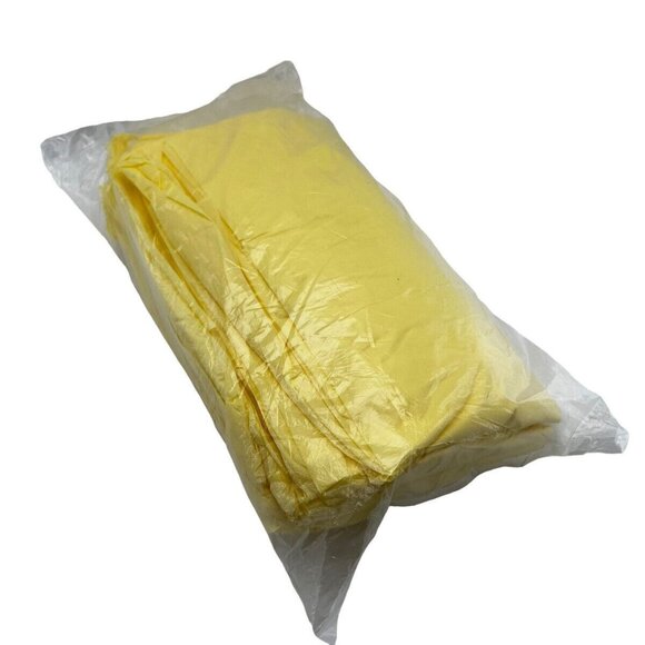 Halyard Over-The-Head Poly-Coated Fluid Resistant Gown Size 10 XL Yellow Univers - Picture 4 of 4